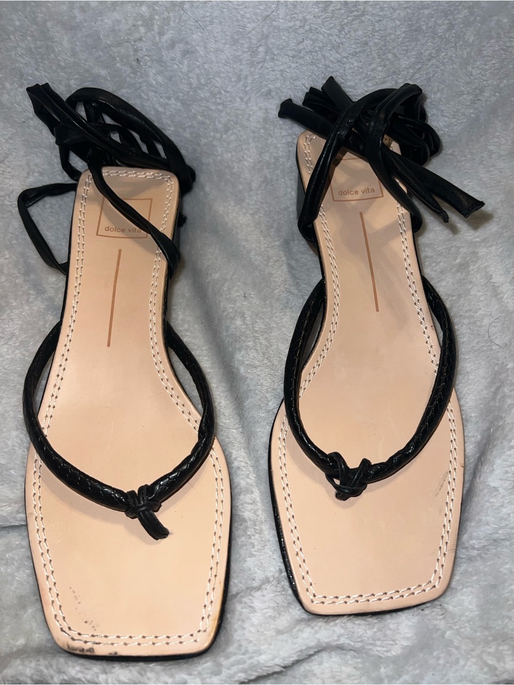 Dolce vita wrap around woman sandals size 10.5